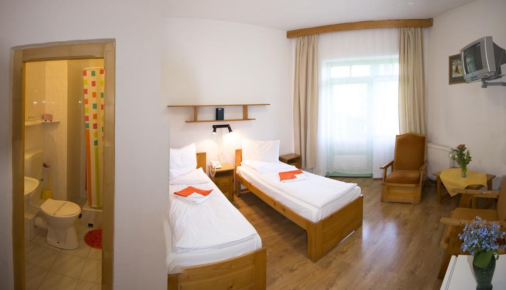 Hostel Teleki Совата Экстерьер фото
